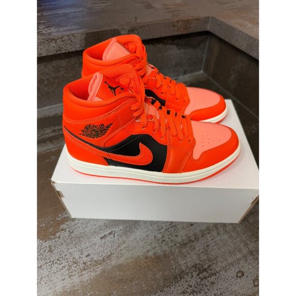 Women's Jordan 1 Mid SE Rush Orange Crimson Bliss Size 7- DM3381-600 - Picture 3 of 9